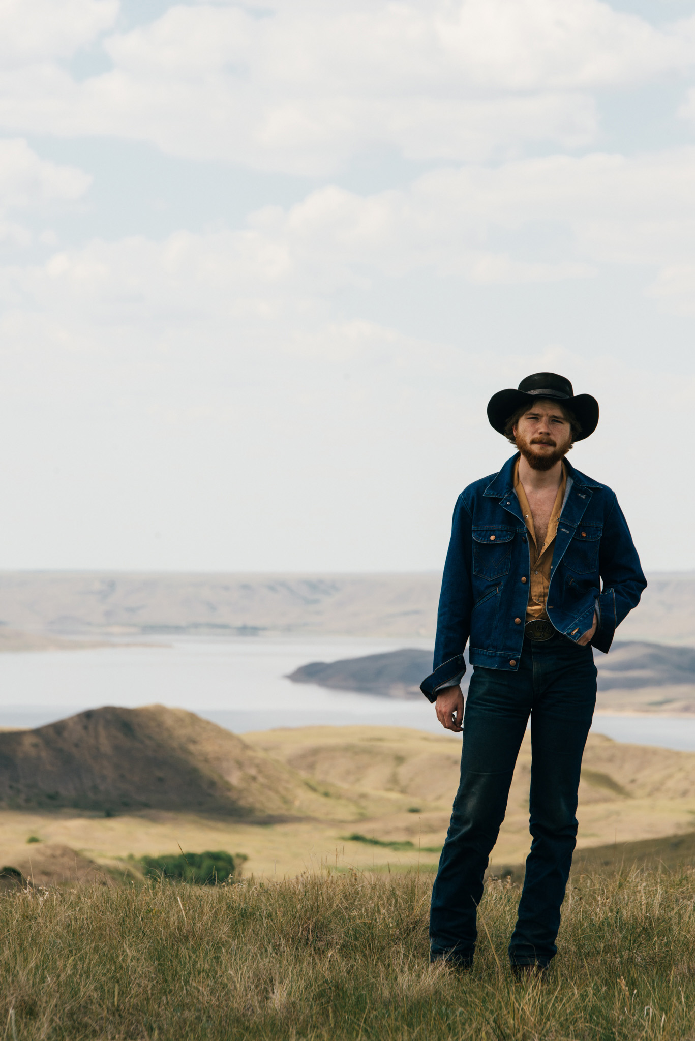 How Tall is Colter Wall